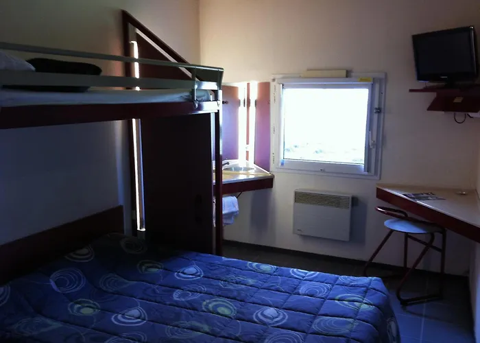 Lemon Hotel Dreux Chartres